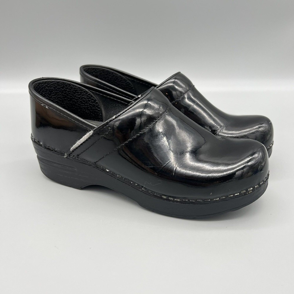 Dansko XP Black SZ 7.5 EUR 38 Black Shiny Patent Leather Clog Professional Shoe
